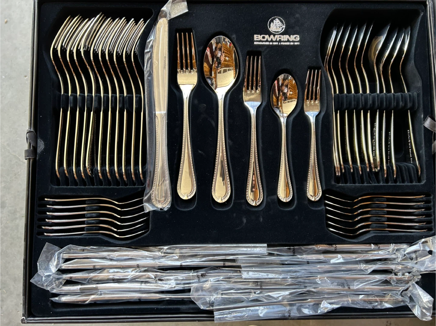 Bowring Silver plated Flatware Set