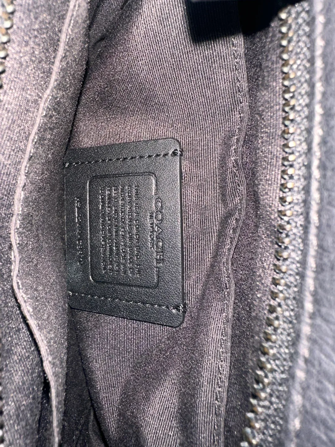 Coach Crossbody Bag image indicator(2)