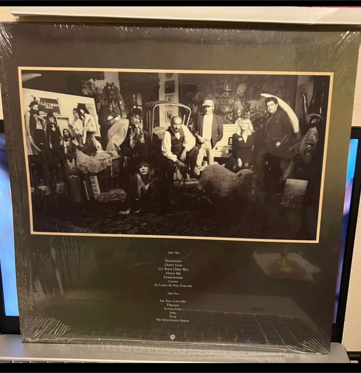 Fleetwood Mac Greatest Hits Vinyl Record image indicator(2)