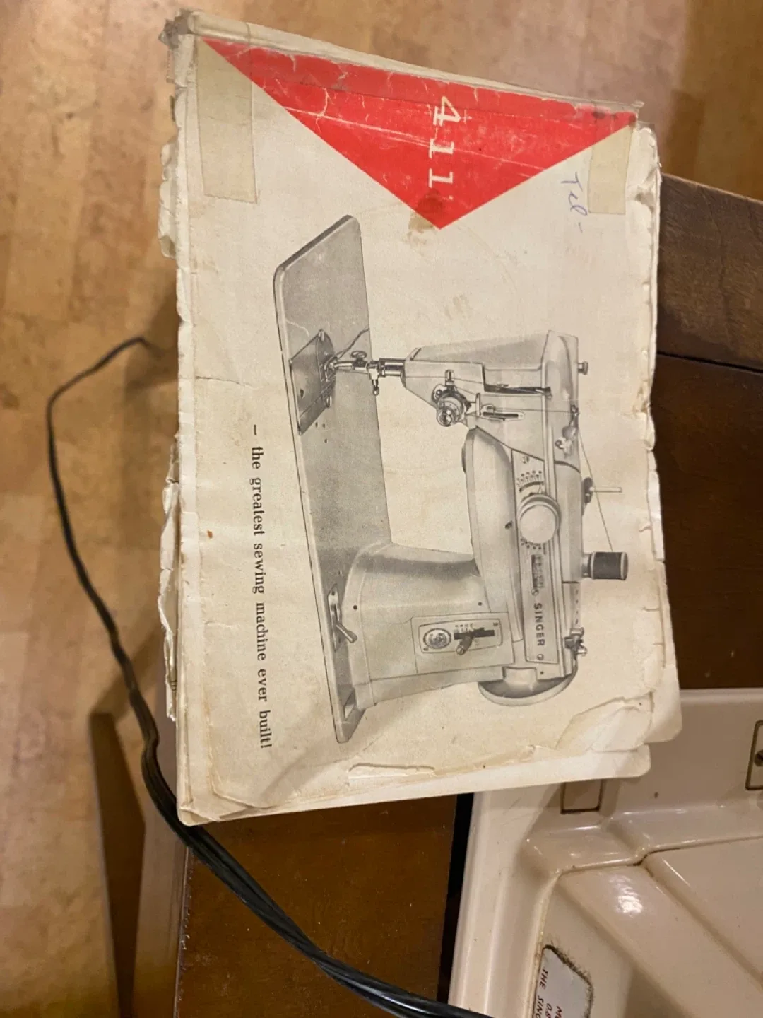 MCM 1963 411 G Singer Sewing Machine (all metal construction) image indicator(6)