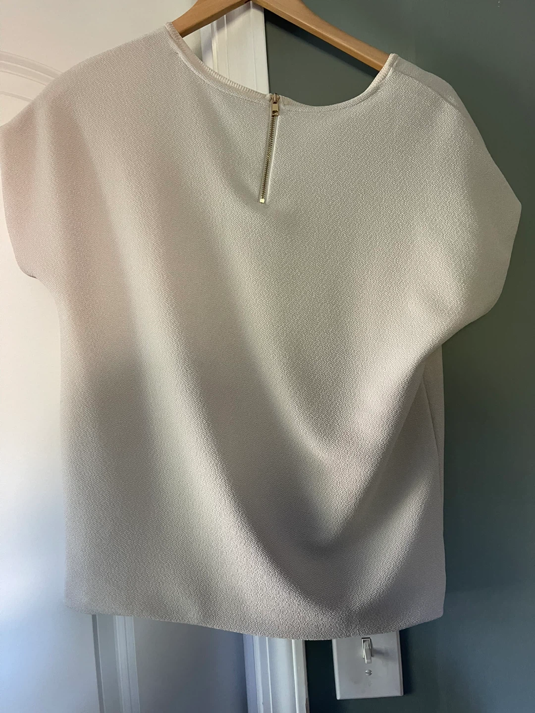 Ann Taylor Cream Blouse - Size S - photo 3