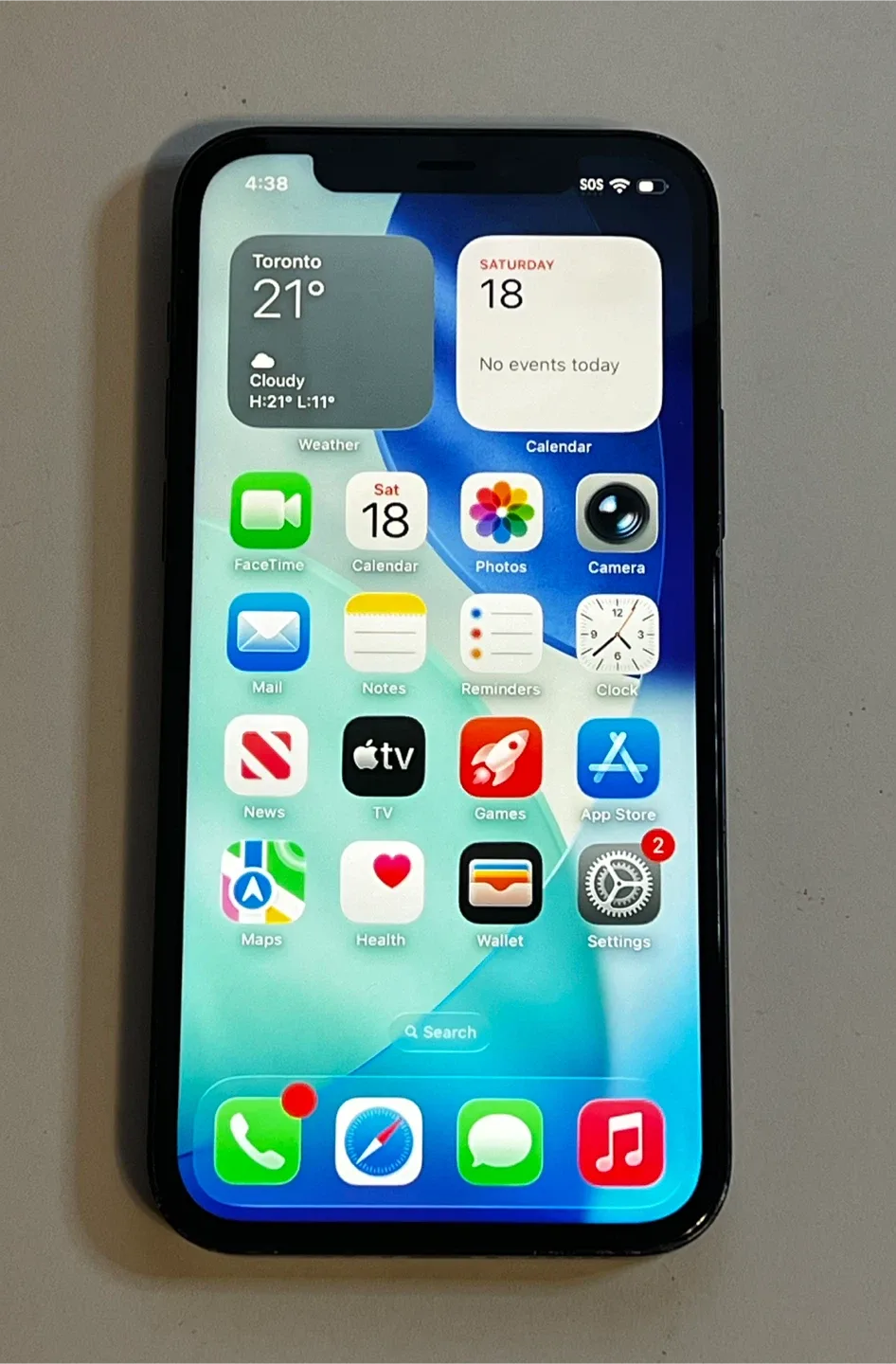 iPhone 12 - 64GB image indicator(2)