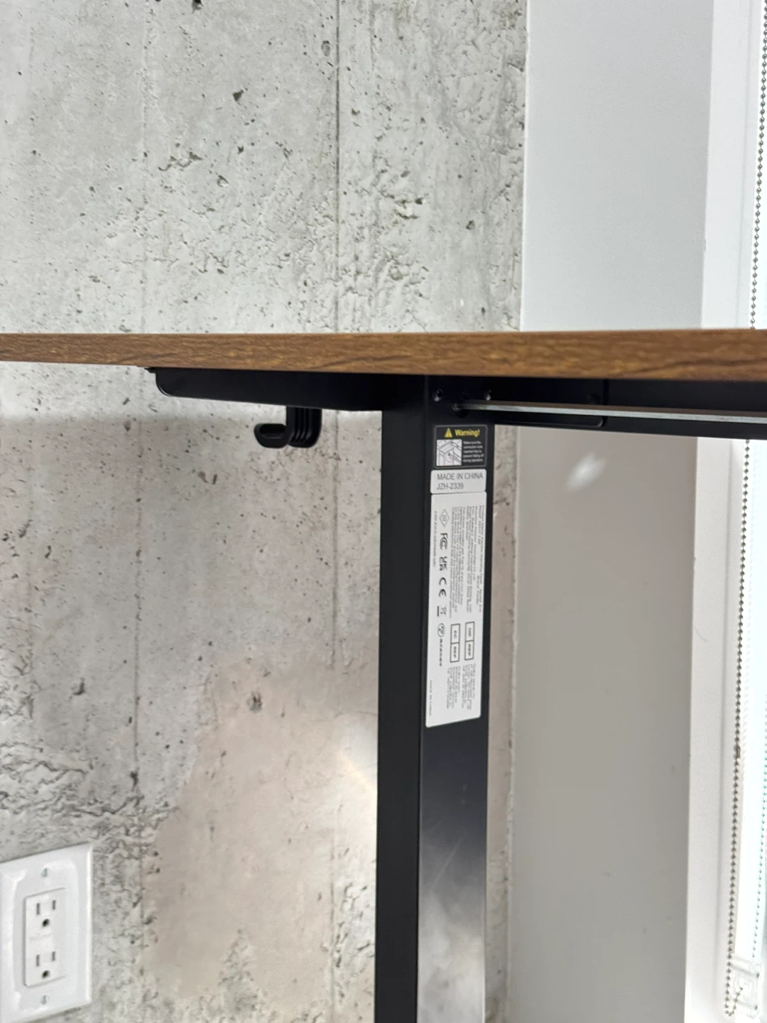 Table with lifting mechanism - photo 3