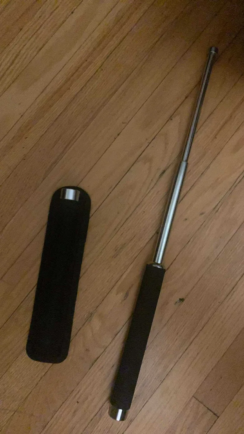 Home and personal defence wand (retractable)