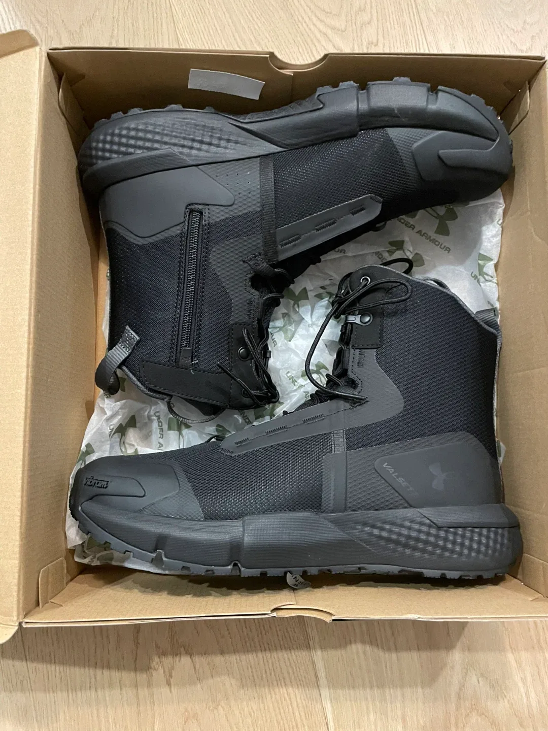 Under Armour Men’s Charged Valsetz Zip Tactical Boots, Size 11 image indicator(9)