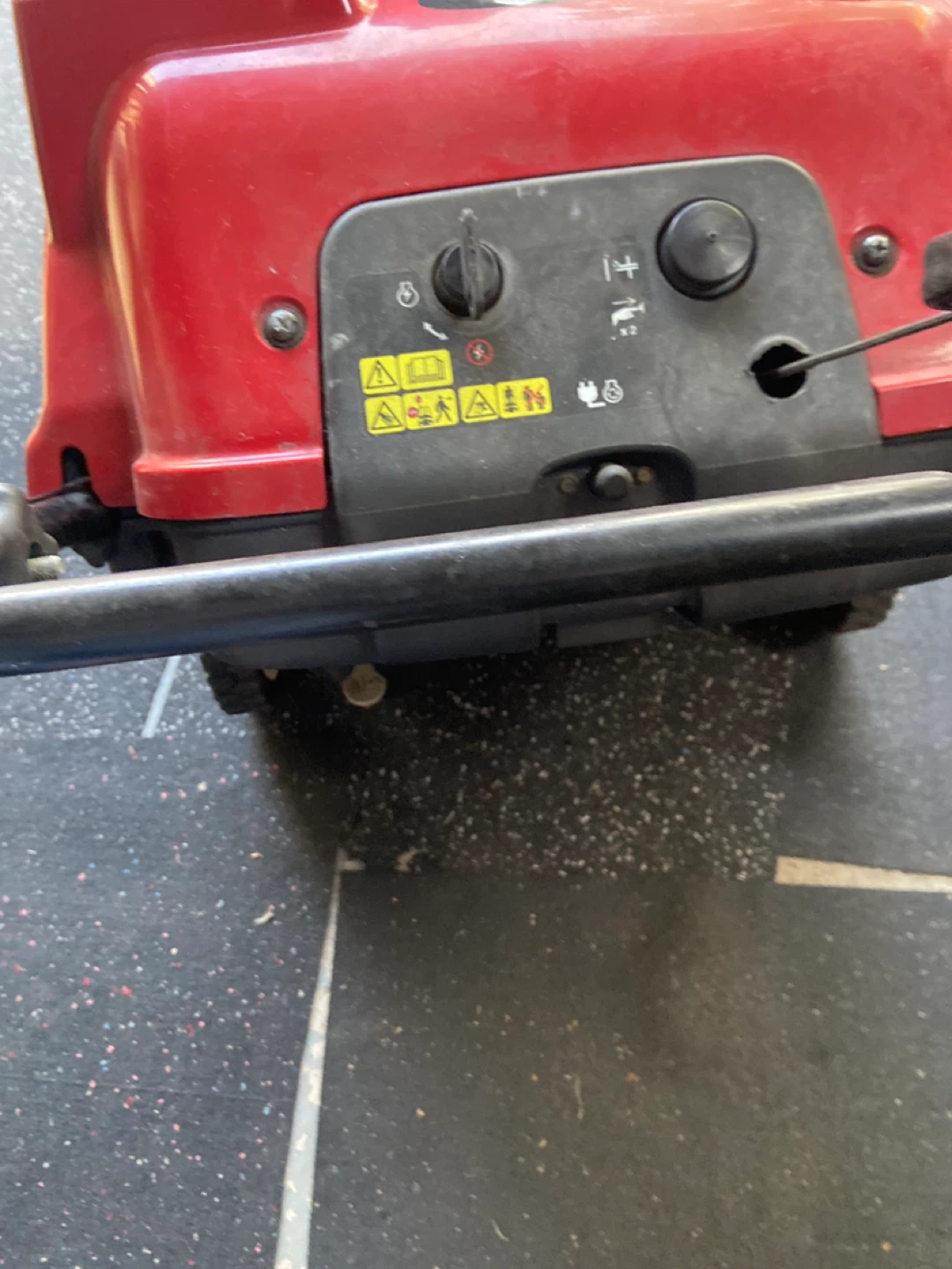 Toro Power Clear 141cc Snow Blower - photo 5