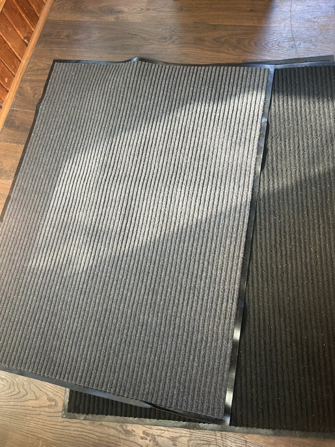 3 Large Entrance Floor Mats. 3 mats for $5 total! - photo 2