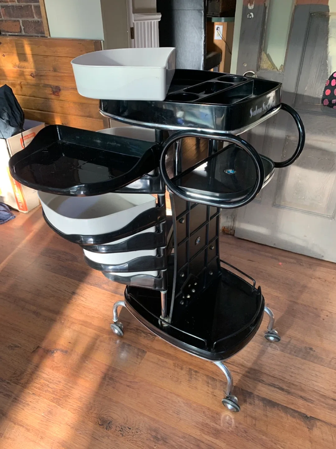 Salon Set Dio Rolling Cart - Black & White image indicator(5)