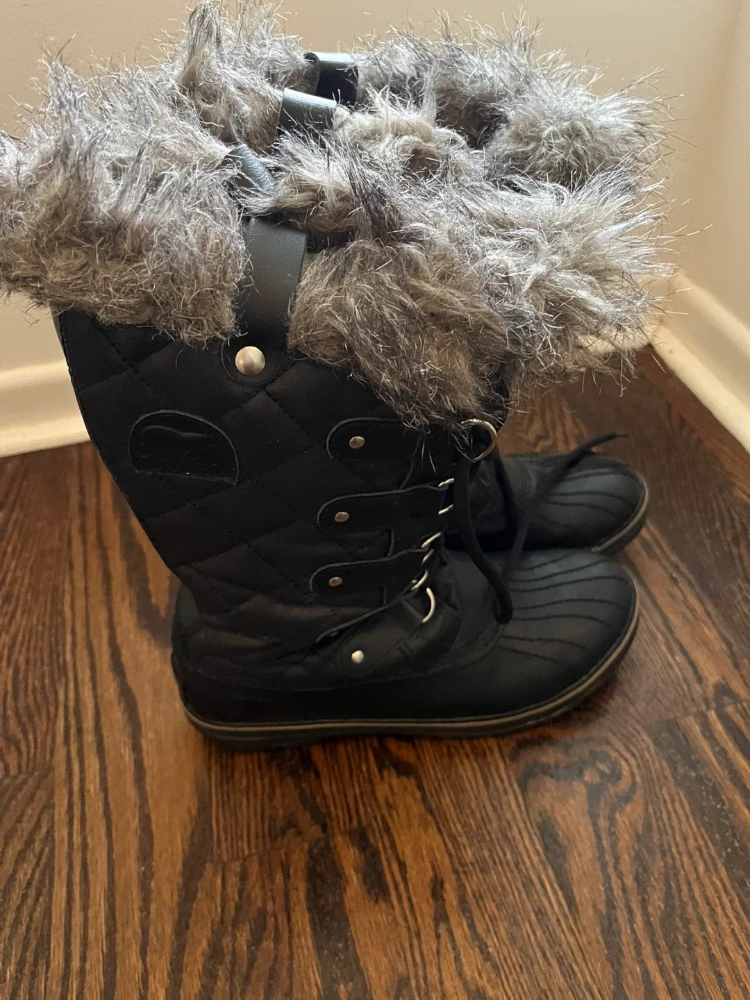 Sorel Tofino Black Winter Boots image indicator(5)