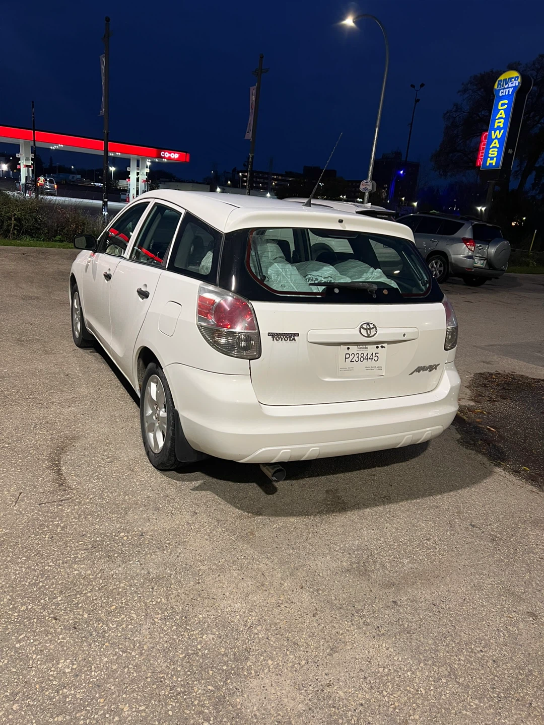 Toyota Matrix White Hatchback - photo 4