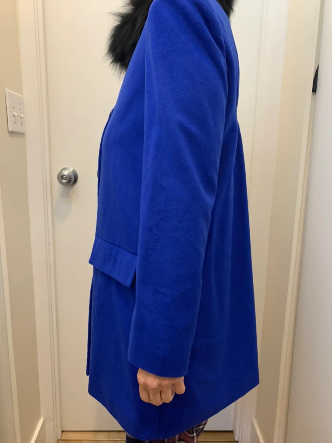 Beautiful cashmere and wool coat removable real fur collar image indicator(4)