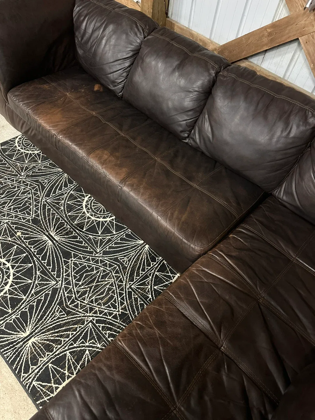 *Delivery Available* Teppermans 2 Piece Leather Sectional image indicator(6)