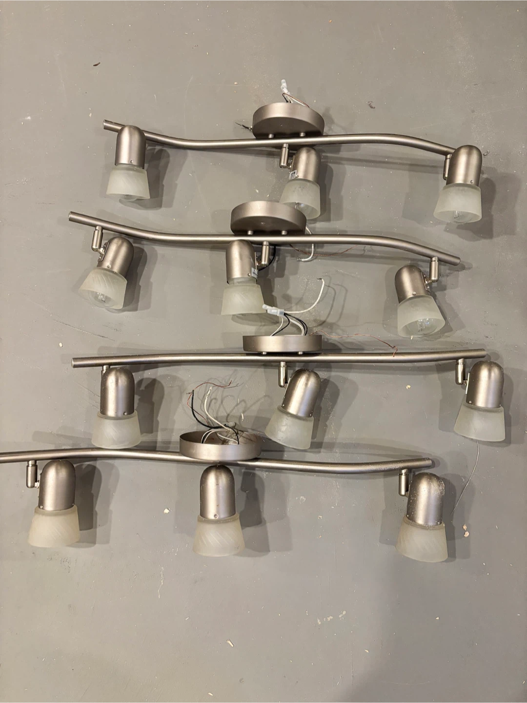 Hampton Bay Aletta 27-inch 3-Light Track Lighting - photo 4