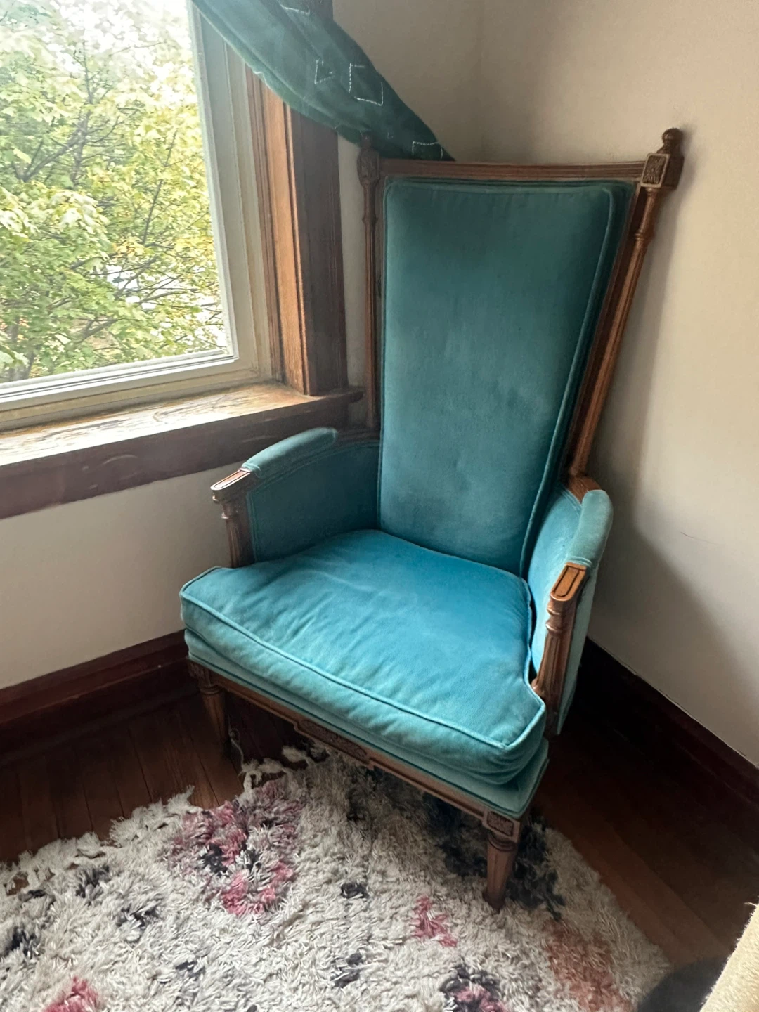 Vintage Teal Throne Chair