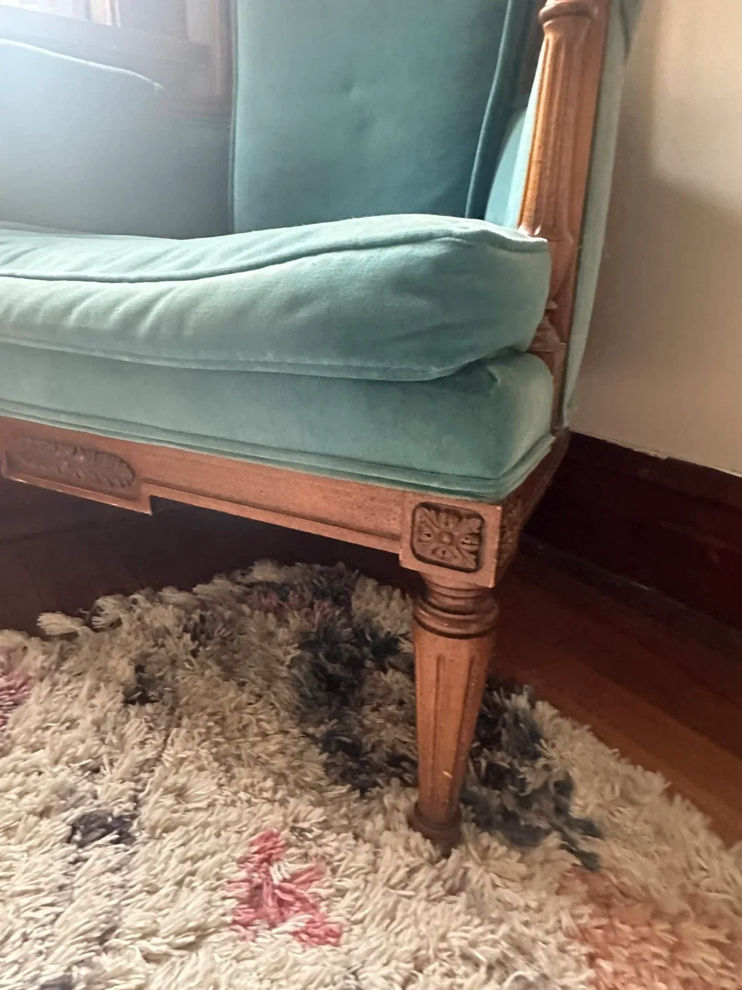 Vintage Teal Throne Chair image indicator(4)