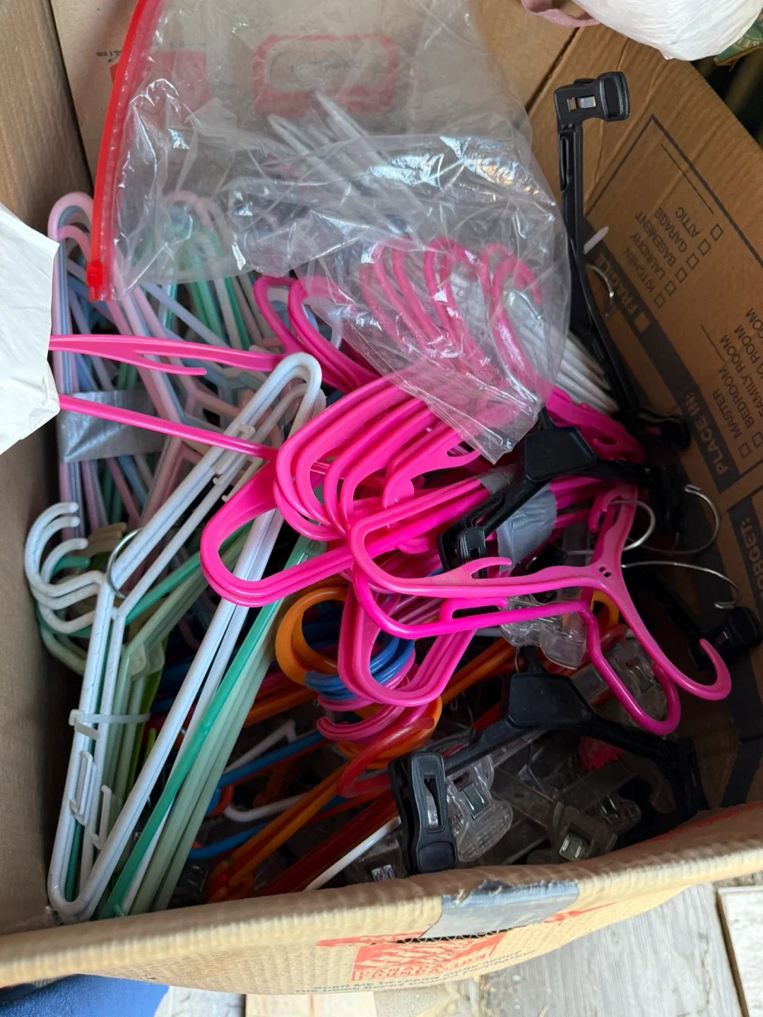 Box of Mixed Clothes Hangers thumbnail