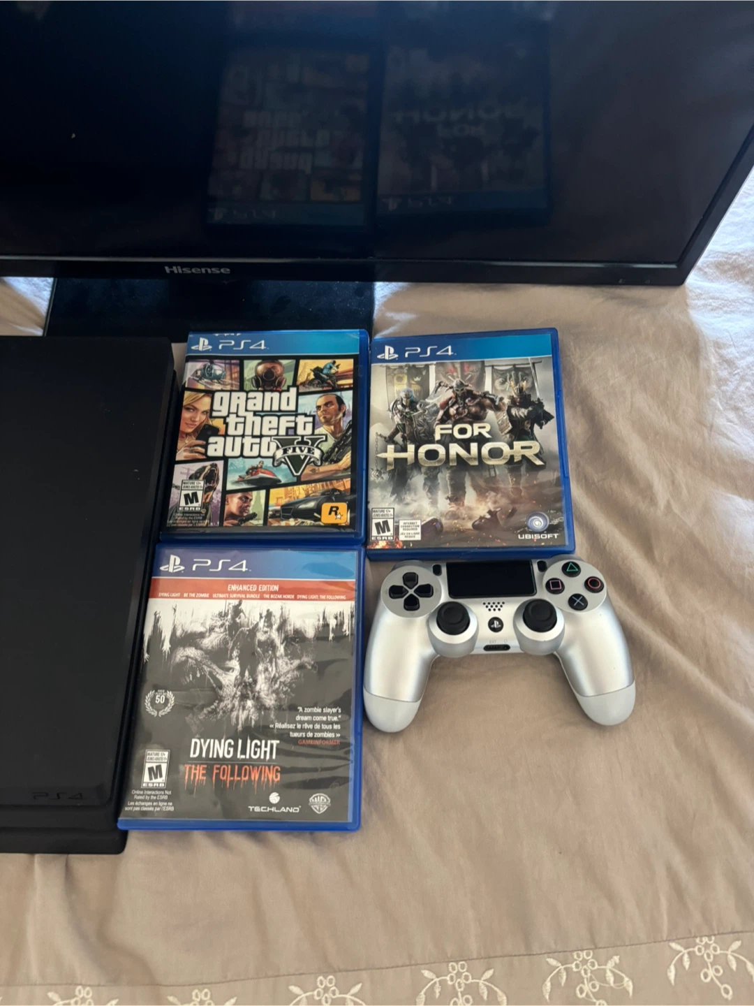 PlayStation 4 Pro + TV Bundle - photo 2
