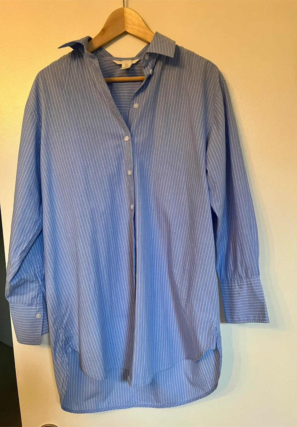 H&M Blue Striped Oversized Shirt 🥕 image indicator(3)