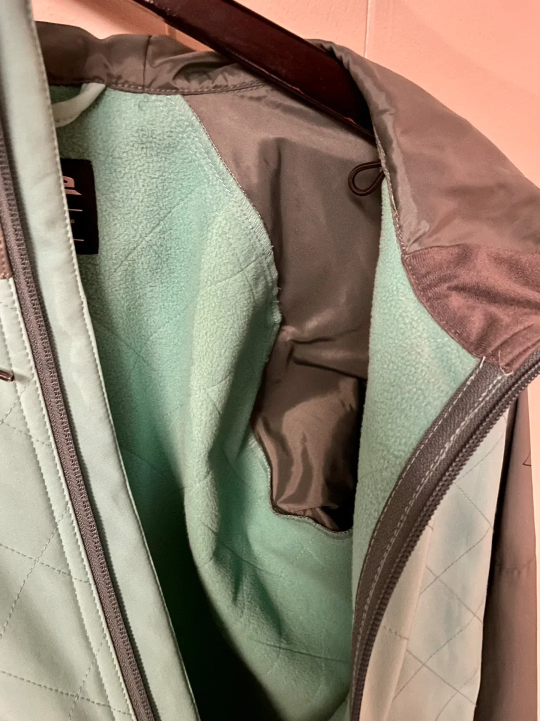 Dakine Women's Pullover Jacket image indicator(3)