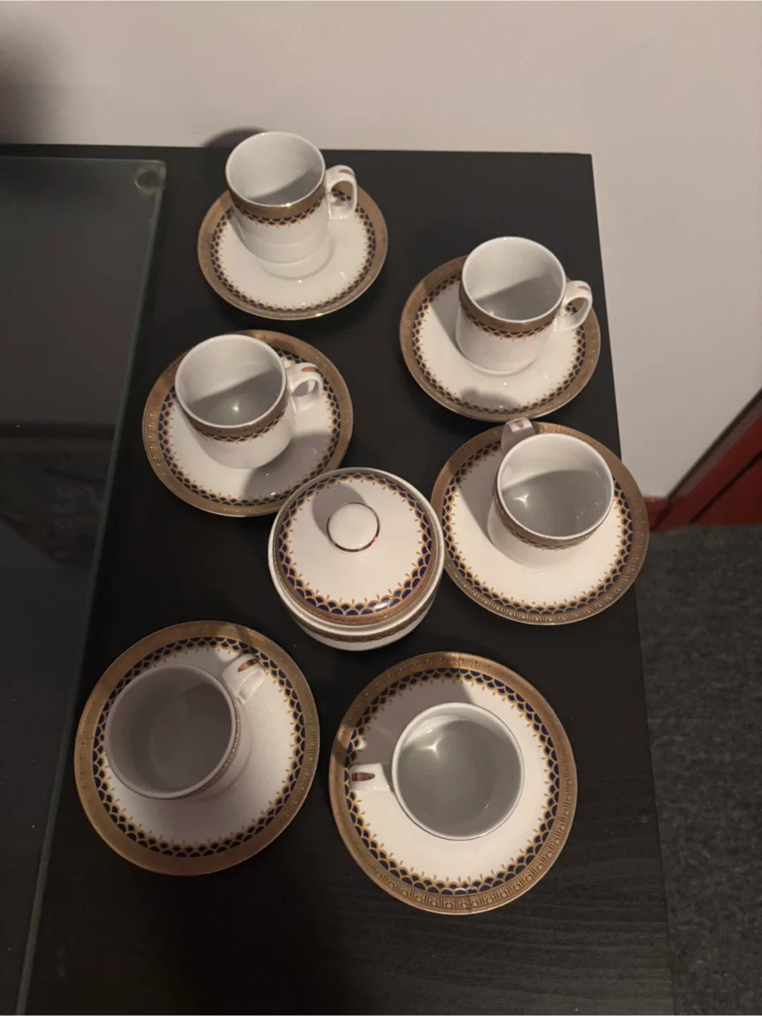 Vintage Tea Set with Sugar Bowl image indicator(2)