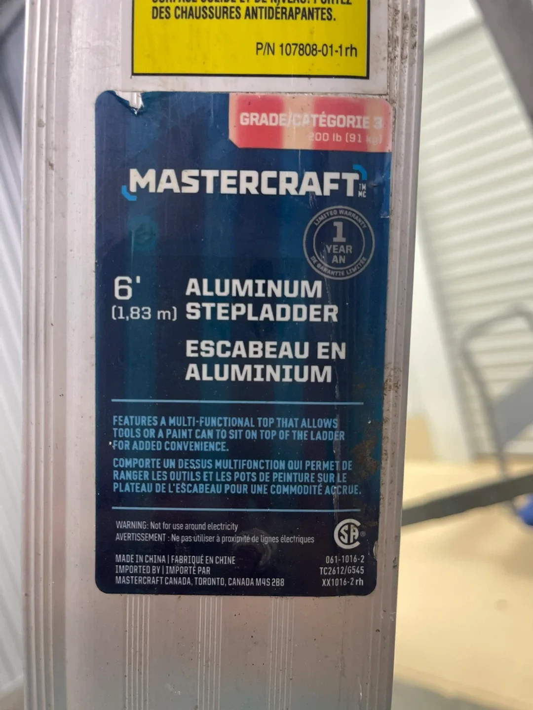 Mastercraft 6' Aluminum Stepladder image indicator(3)