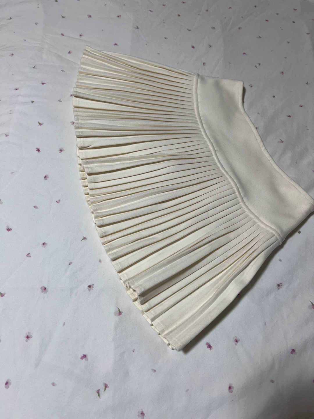 Pleated Mini Skirt - Cream - photo 2