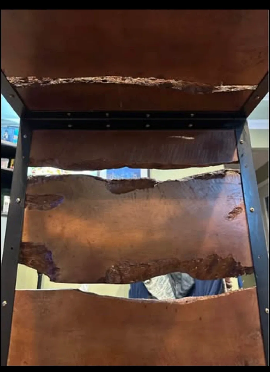 Live Edge Coffee Table image indicator(6)