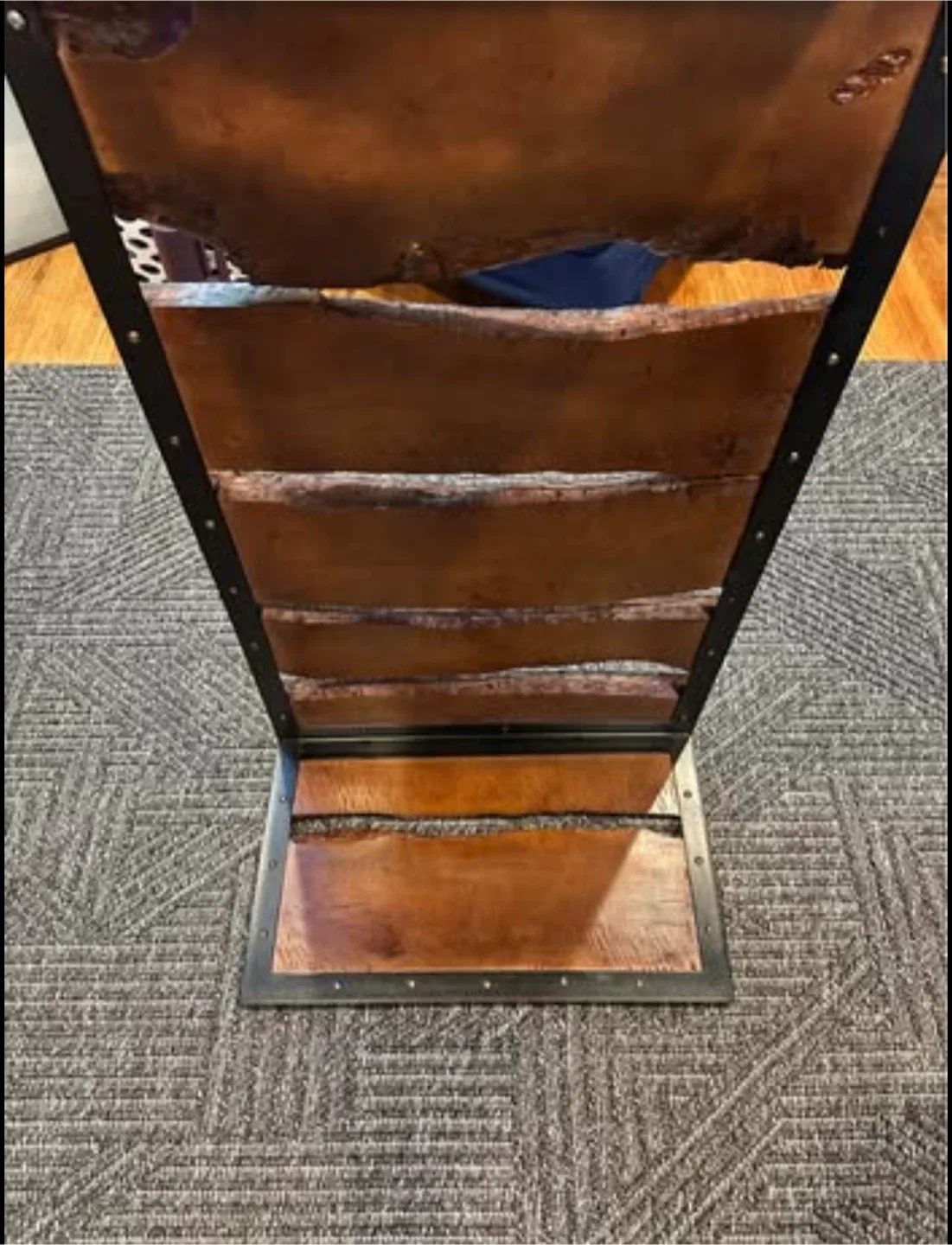 Live Edge Coffee Table image indicator(3)