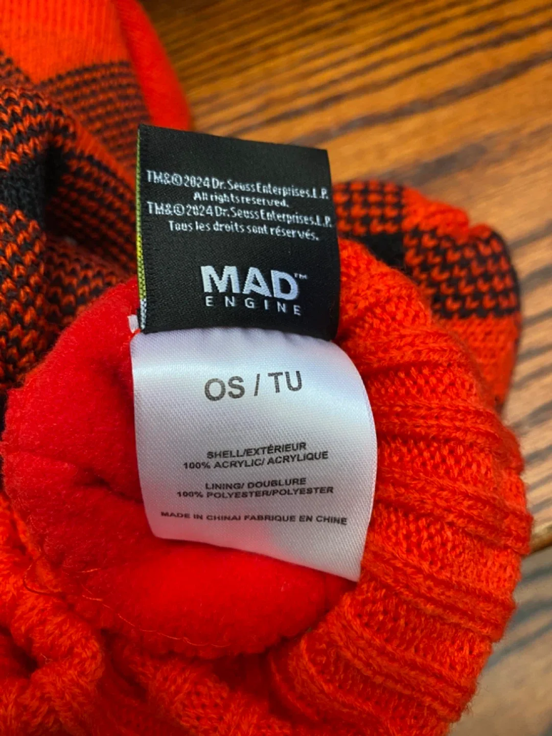 The Grinch Hat and Mittens Set image indicator(5)