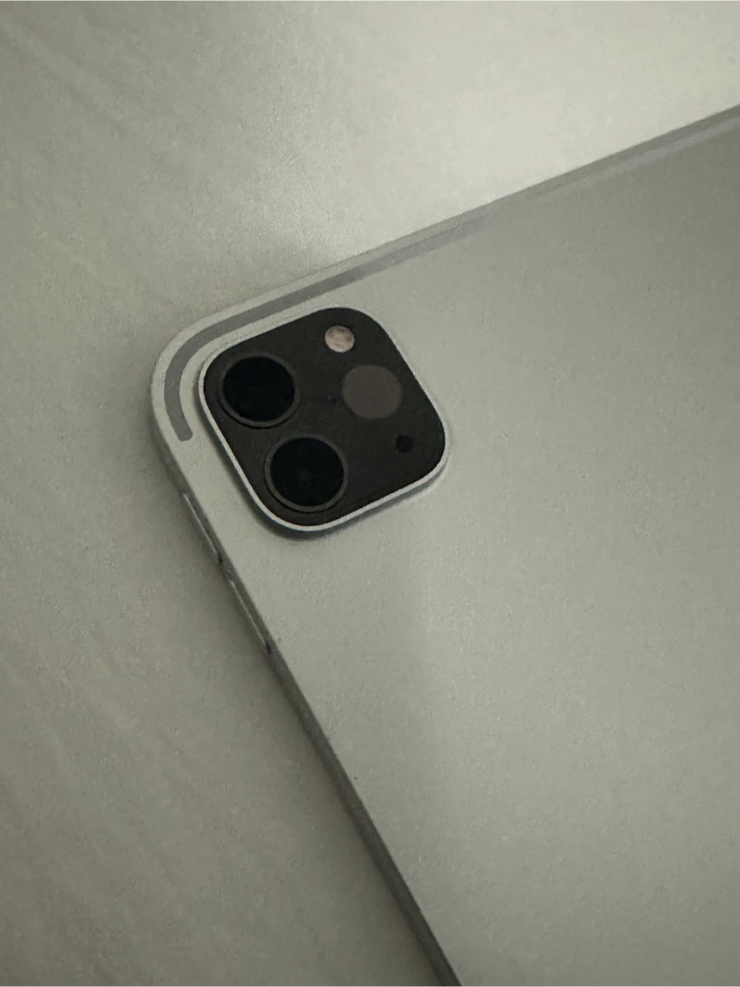 iPad Pro 12.9-inch 4th Gen + Pencil - photo 3