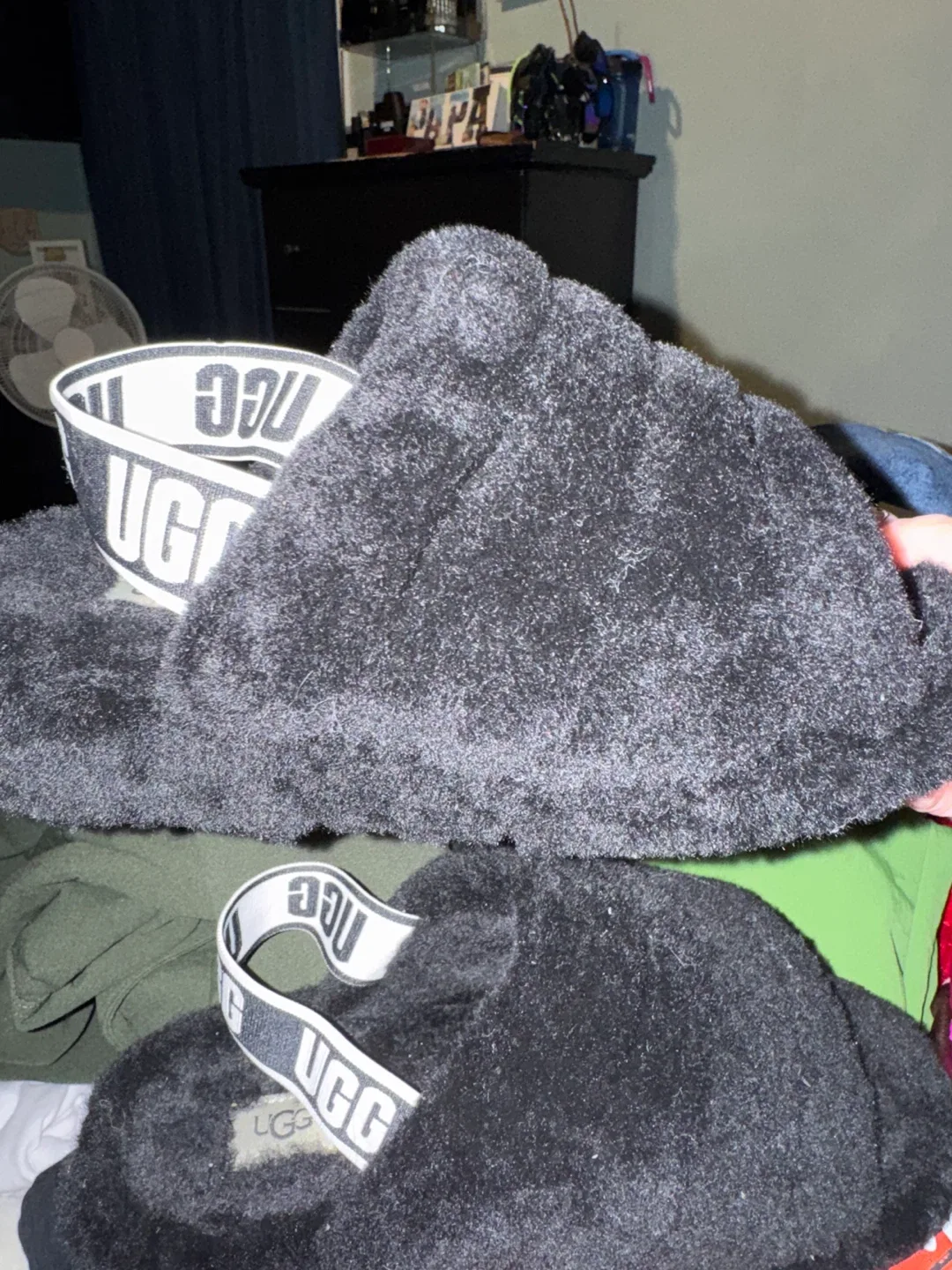 UGG Fluff Yeah Slides - Black thumbnail