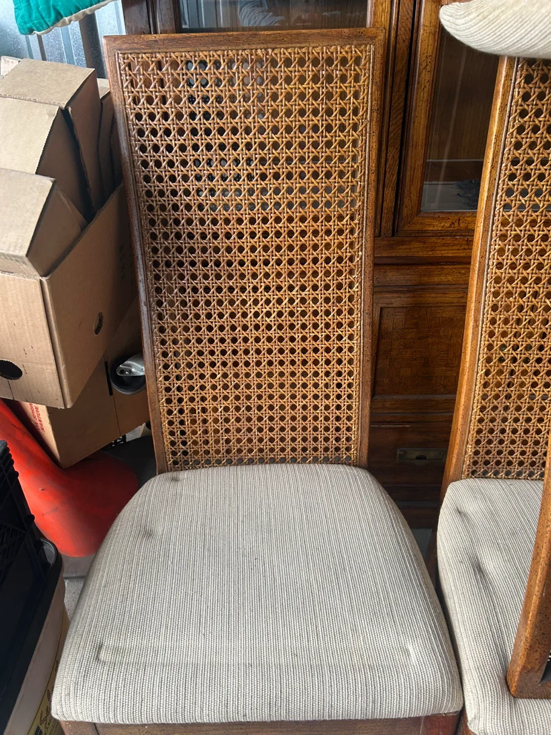 Thomasville Oval Dining Table w 6 Chairs image indicator(3)