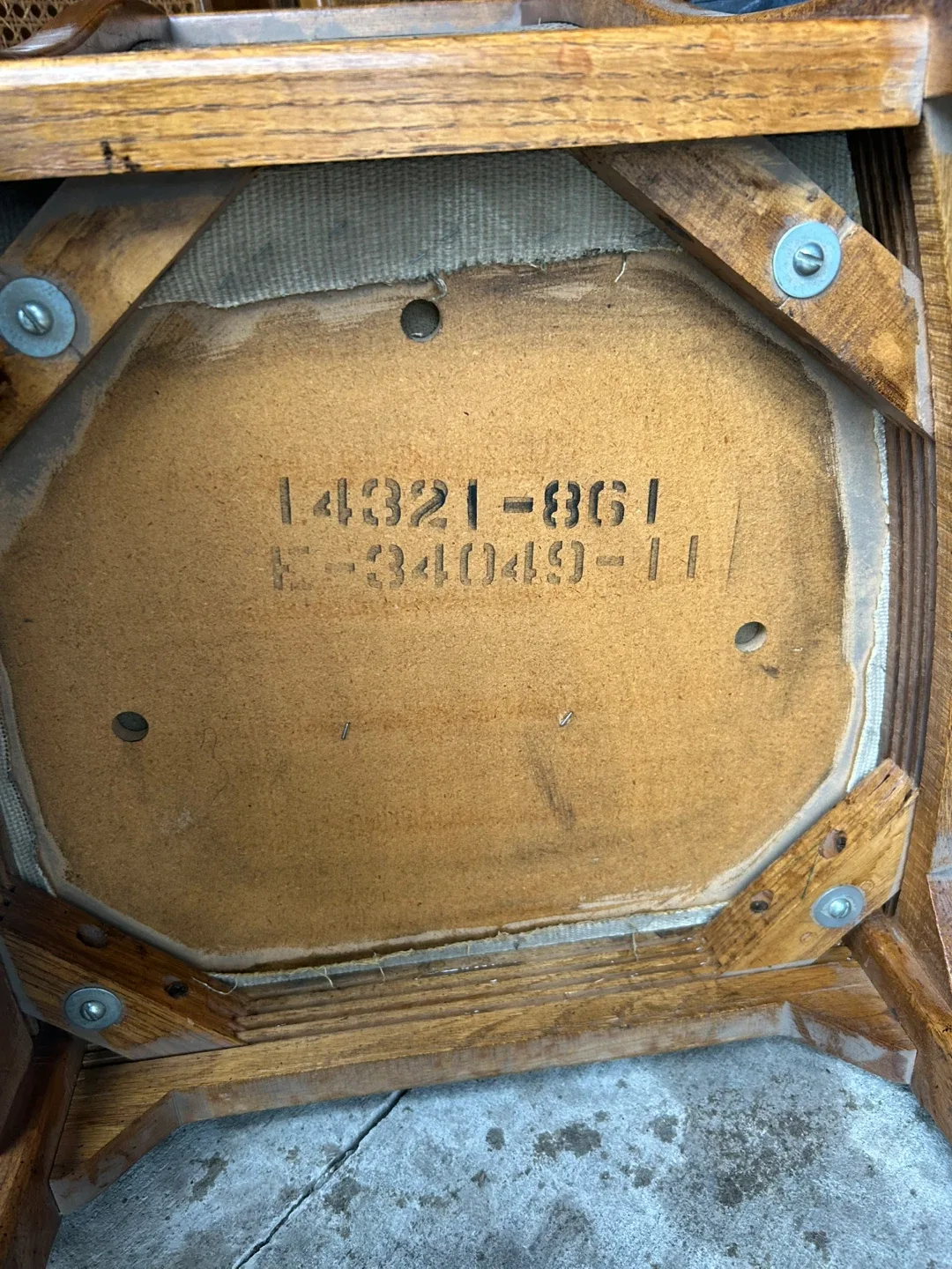 Thomasville Oval Dining Table w 6 Chairs image indicator(5)