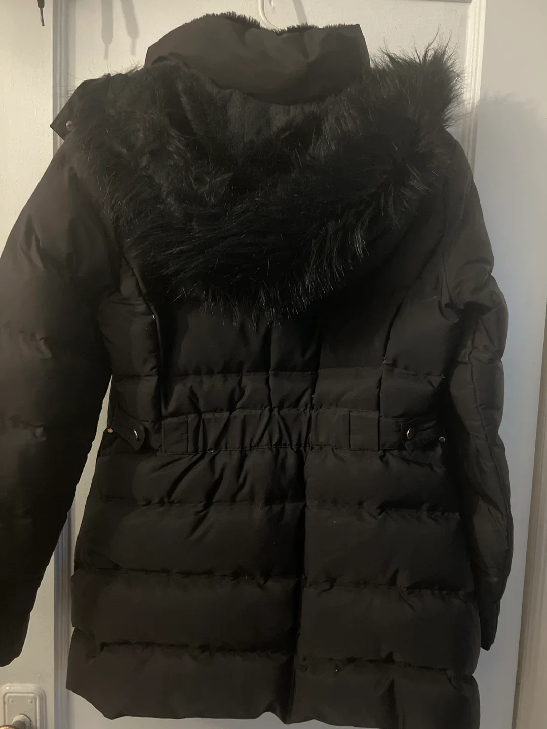 Zara Black Puffer Coat - Size L image indicator(3)