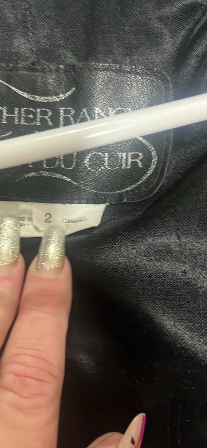 The Leather Ranch Fringe Leather Jacket - Size 2 image indicator(2)