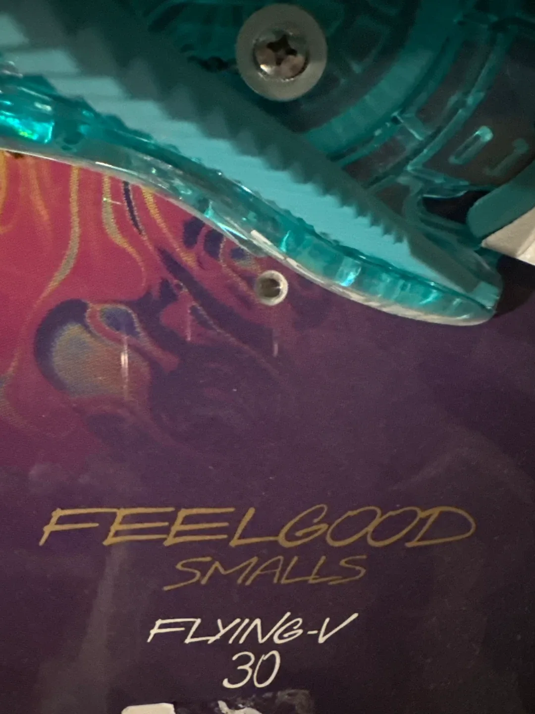 Burton Feelgood Smalls Flying-V 30 Snowboard image indicator(5)