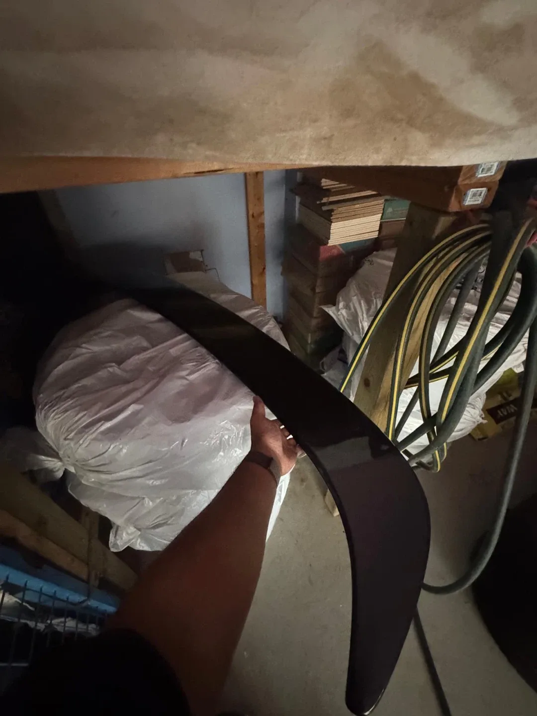 Black Car Spoiler image indicator(2)