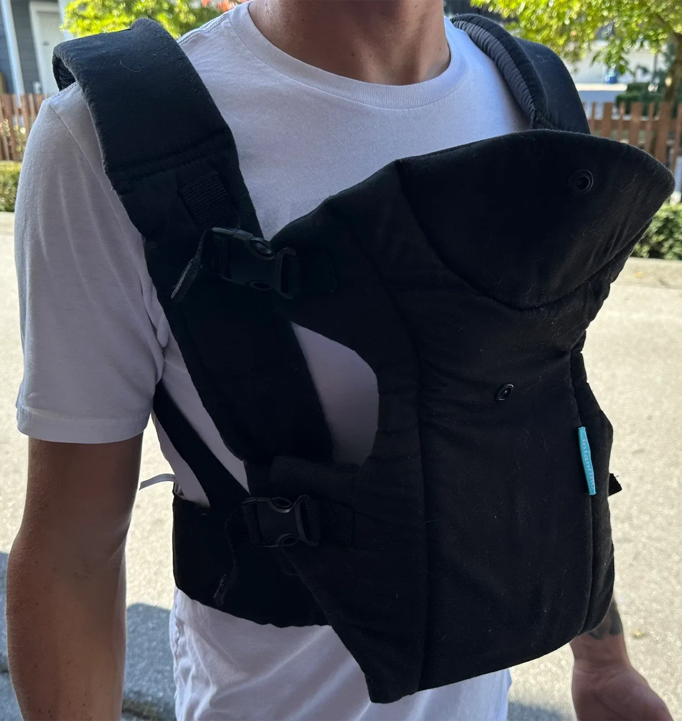 Infantino Baby Carrier - Black image indicator(2)