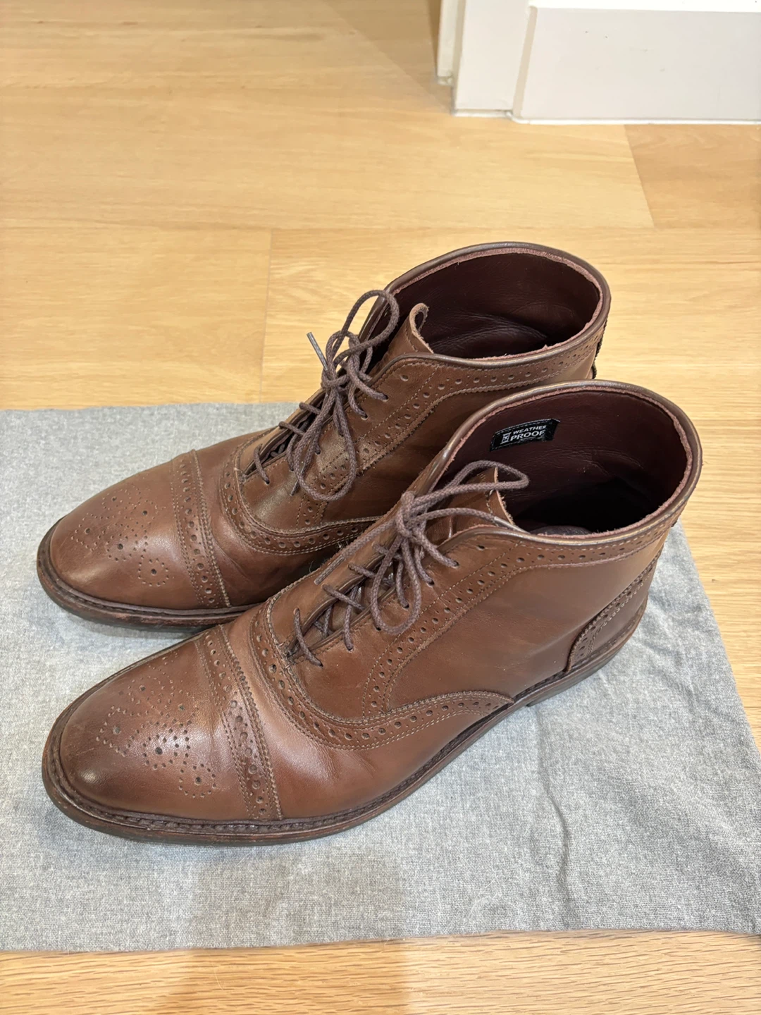 Allen Edmonds HAMILTON Oxford Men’s Weatherproof Boots Size 8.5 - photo 2