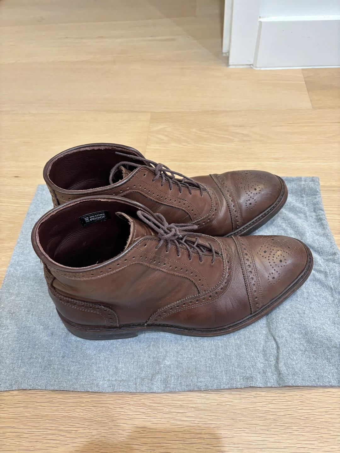 Allen Edmonds HAMILTON Oxford Men’s Weatherproof Boots Size 8.5 - photo 4
