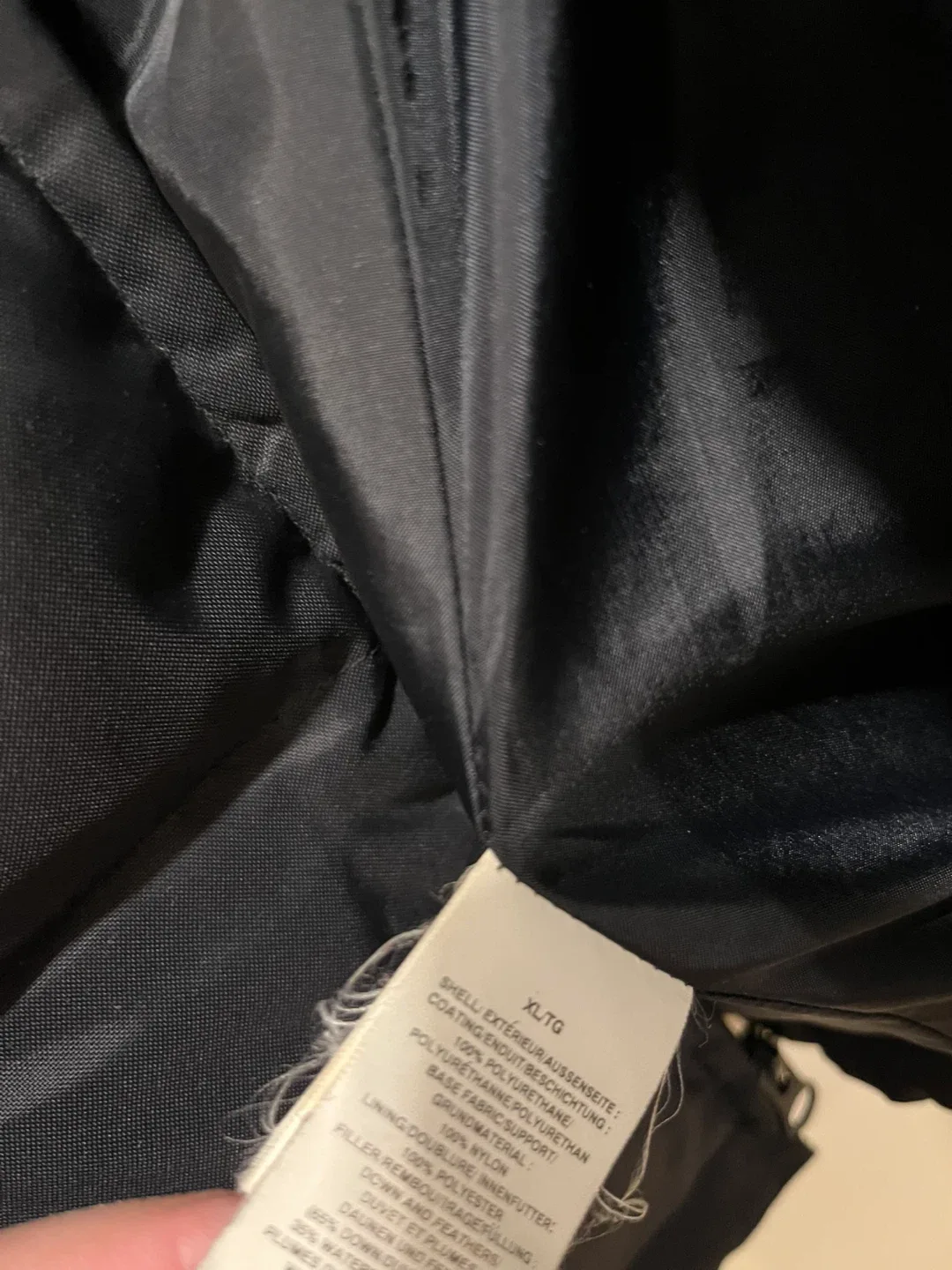 GAP women Black Puffer Jacket - Size XL image indicator(3)