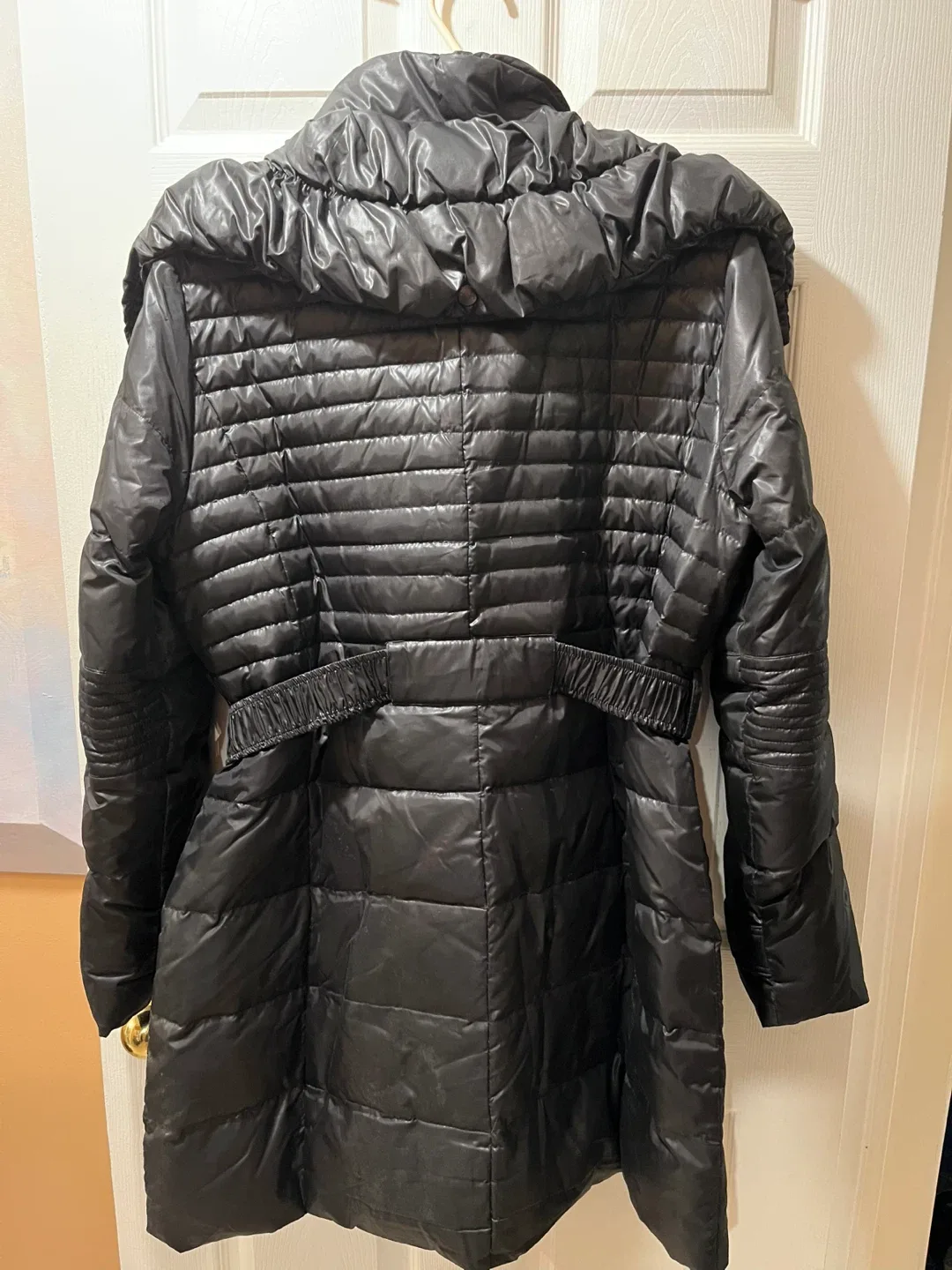DKNY Black Puffer Coat image indicator(2)