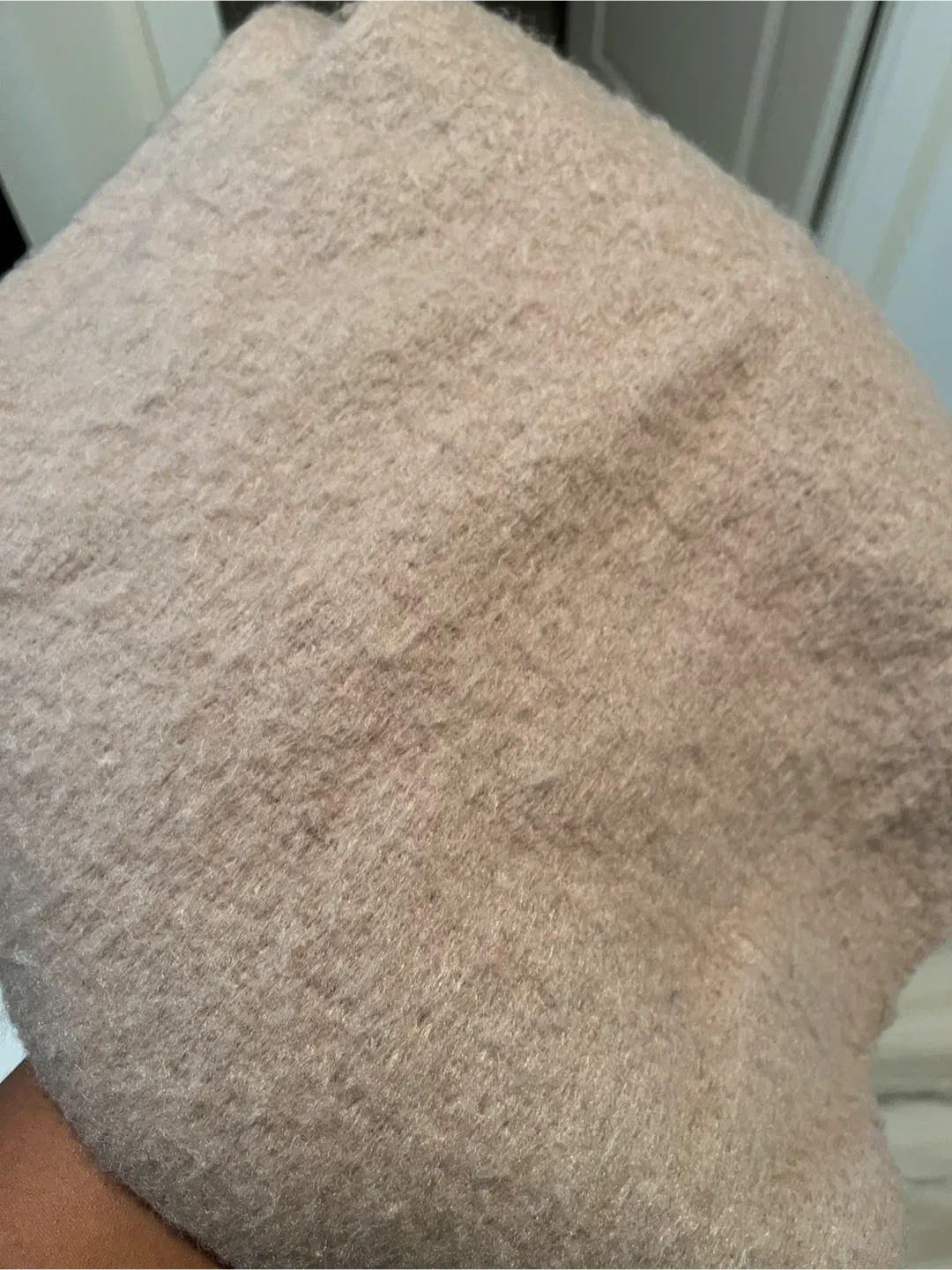 Cozy winter scarf - Beige/Brown image indicator(2)