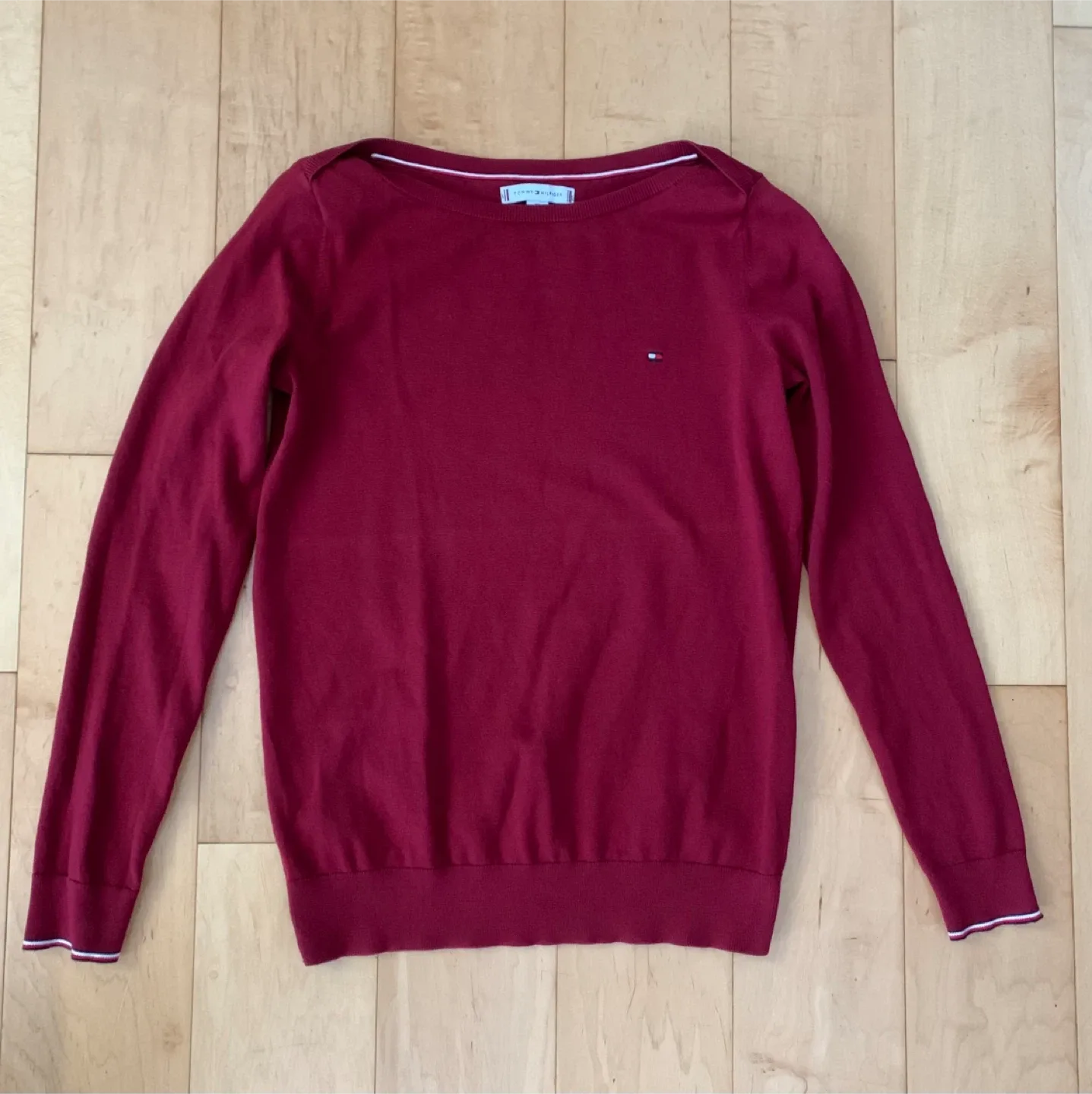 Tommy Hilfiger Sweater - XS - Burgundy image indicator(2)