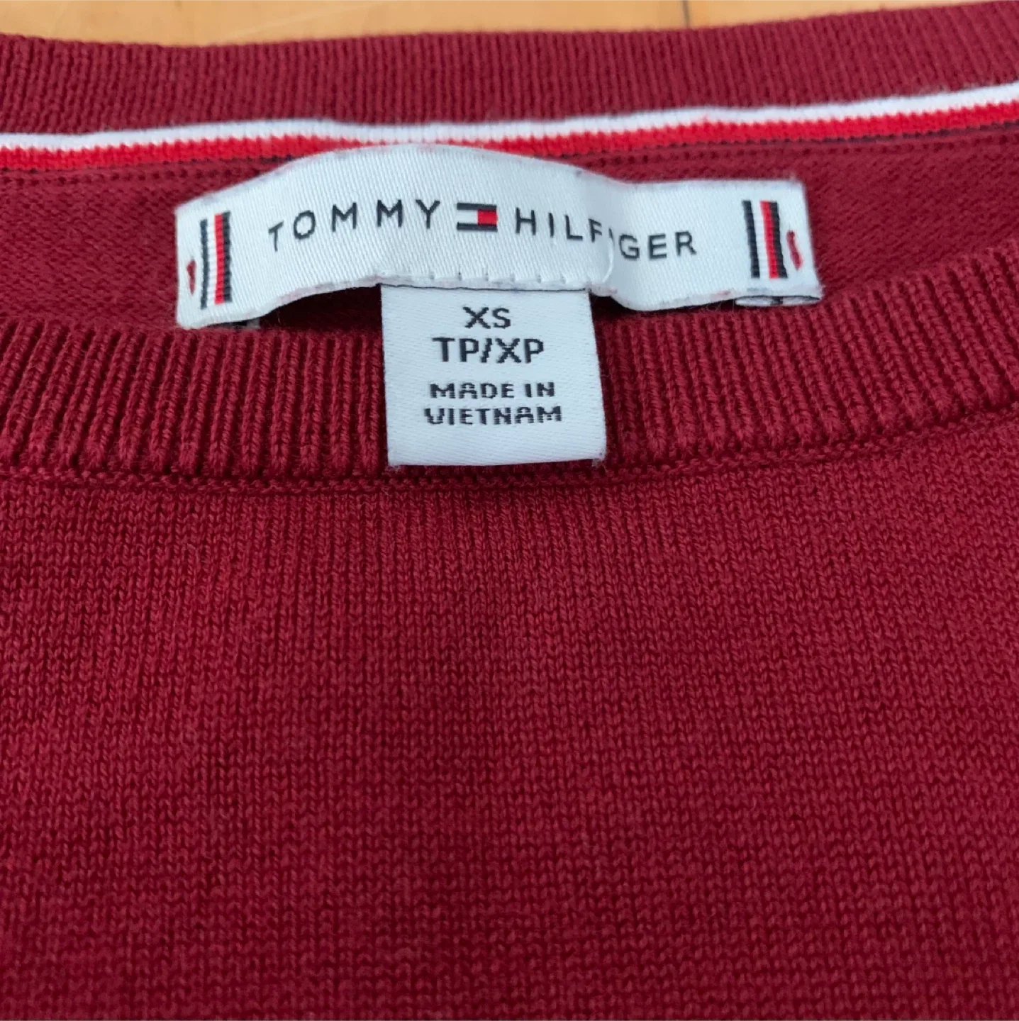 Tommy Hilfiger Sweater - XS - Burgundy