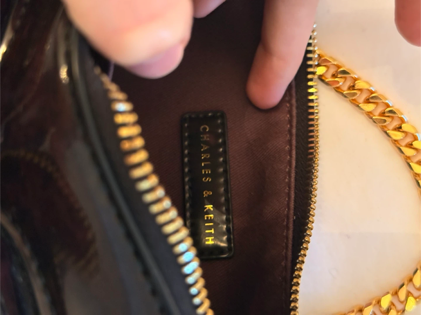 Charles & Keith Burgundy Shoulder Bag - photo 2