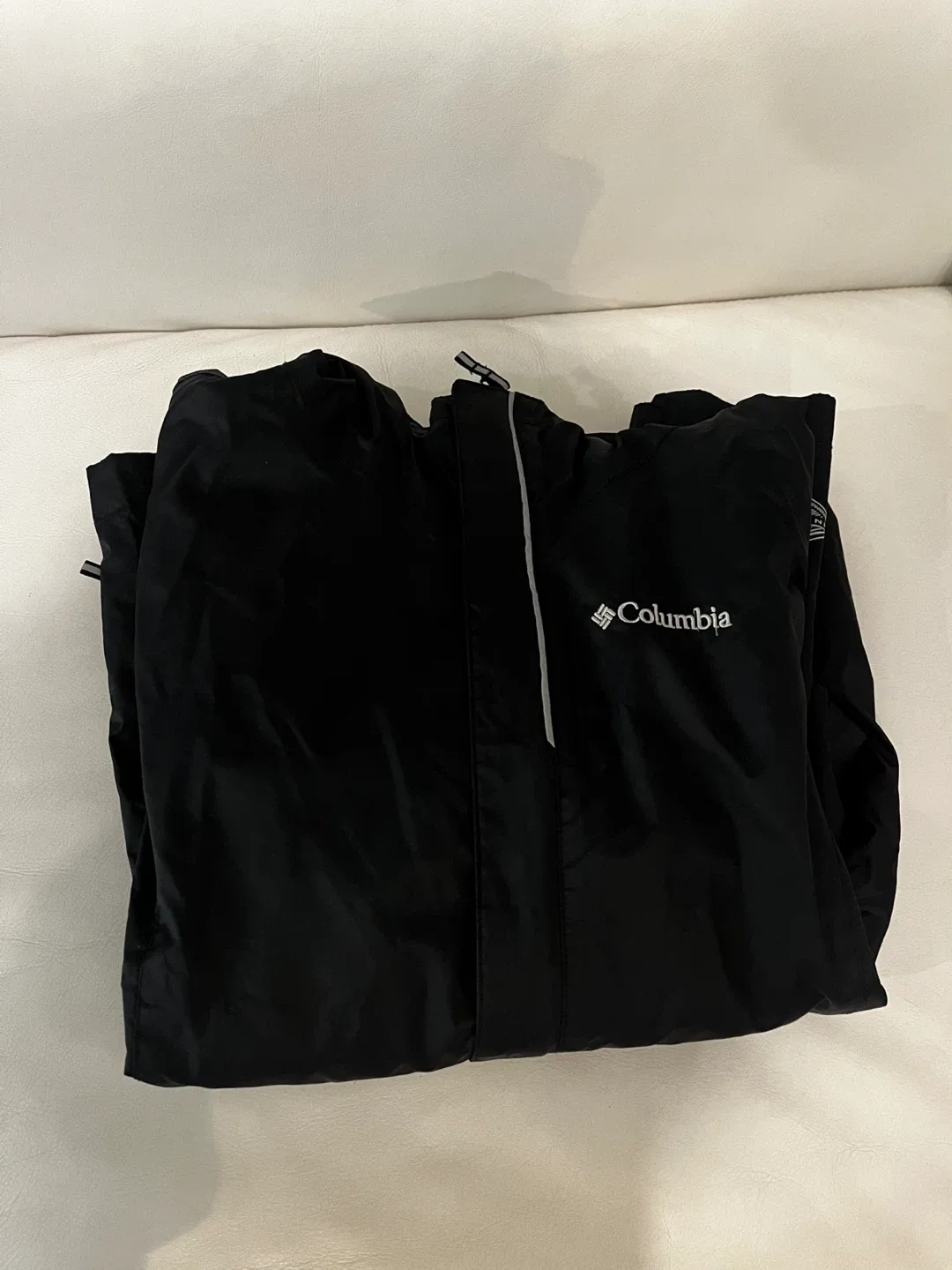 Columbia Omni-Tech Black Jacket - Size Youth M image indicator(2)