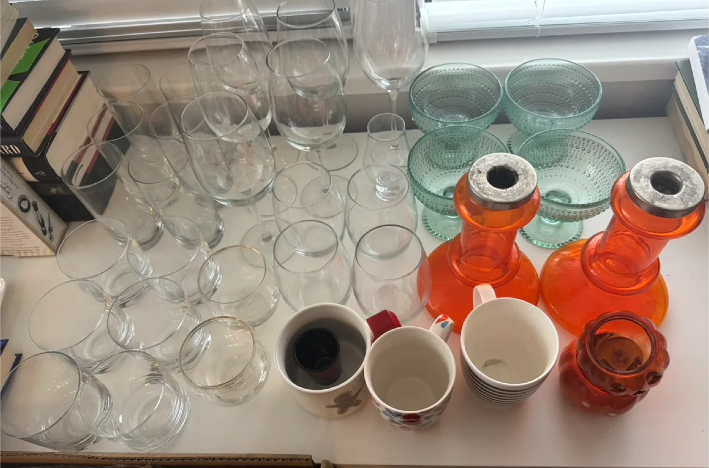 Mixed Glassware Set thumbnail
