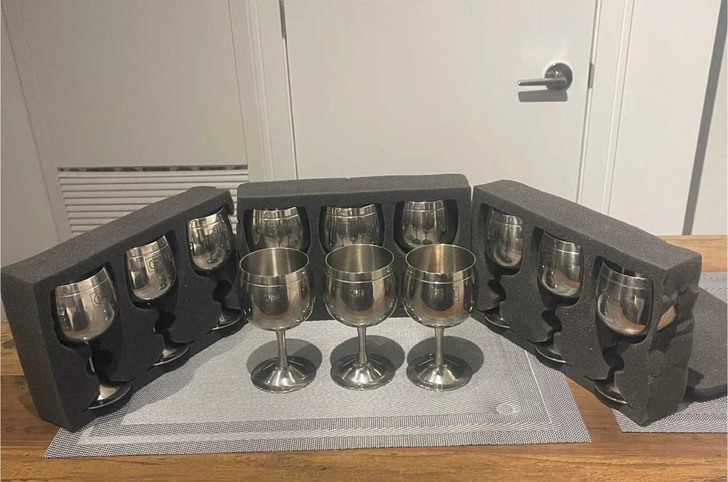 Gipfel Stainless Steel Wine Glasses (Set of 12) image indicator(4)