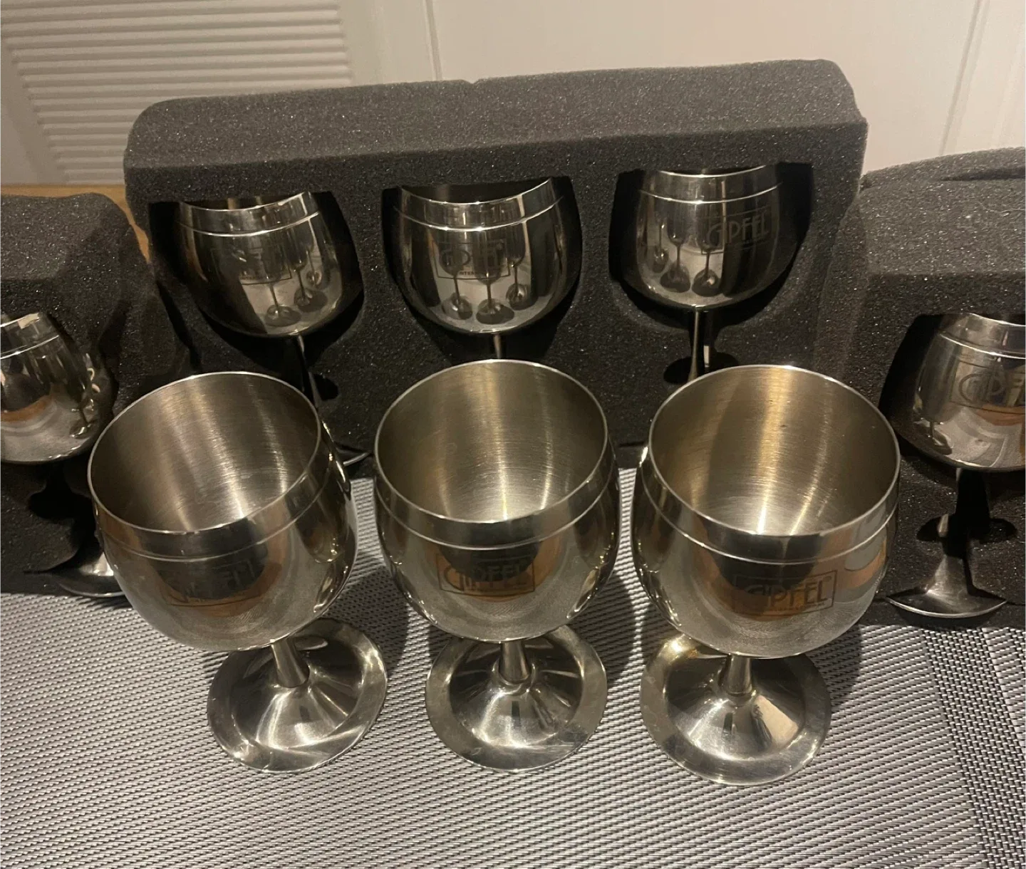 Gipfel Stainless Steel Wine Glasses (Set of 12) image indicator(2)